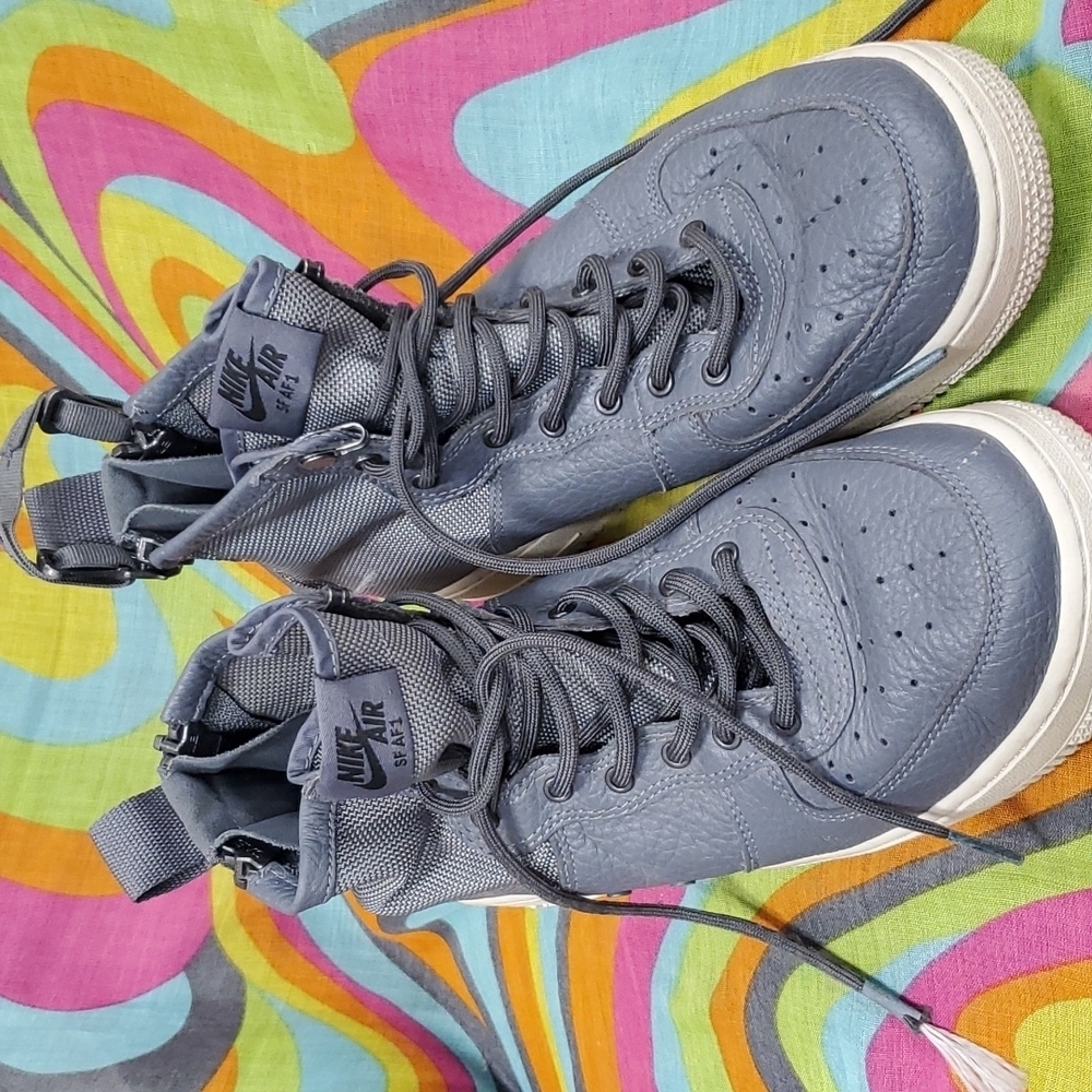 Nike Air Force 1 SF Mid Urban Utility Grey Sneaker SZ 6.5 - Picture 1 of 8